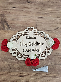 Ahşap Dekoratif Çiçekli Hoşgeldin Yazılı Kapı Süsü – Kişiye Özel Tasarım