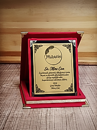 MİRACİX BS73 Kırmızı Kadife Plaket 12x16 cm – Kişiye Özel İsim, Resim ve Metin Baskılı Ödül Plaketi