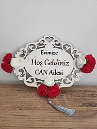 Ahşap Dekoratif Çiçekli Hoşgeldin Yazılı Kapı Süsü – Kişiye Özel Tasarım