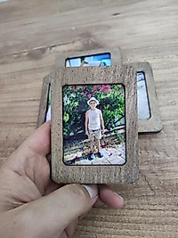 8 Adet 7x9.5 cm Kişiye Özel Resimli Ahşap Buzdolabı Magneti (Fotoğraf Dahil)